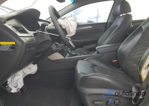 2017 Hyundai Sonata Sport z USA, uszkodzony, nr VIN 5NPE34AF9HH455161